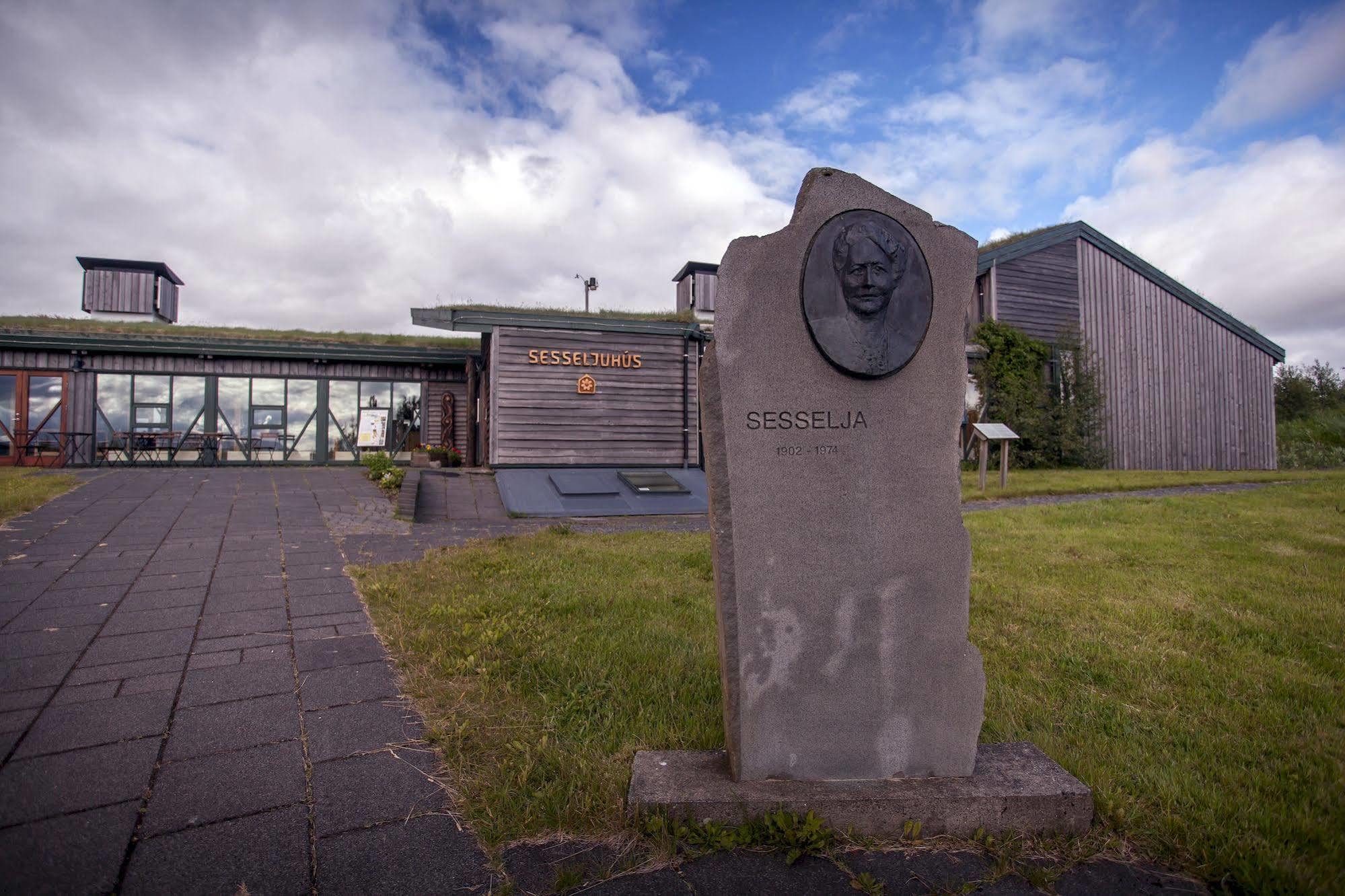 Solheimar Eco-Village Guesthouse Exteriör bild